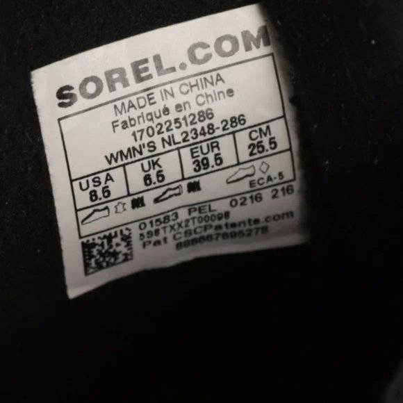 Sorel Tan and Black Winter Boots - Picture 12 of 13